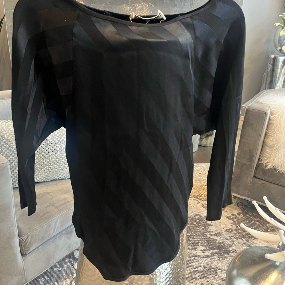 Vintage Wayne Clark 1980s fabulous blouse fabulous interesting fabric